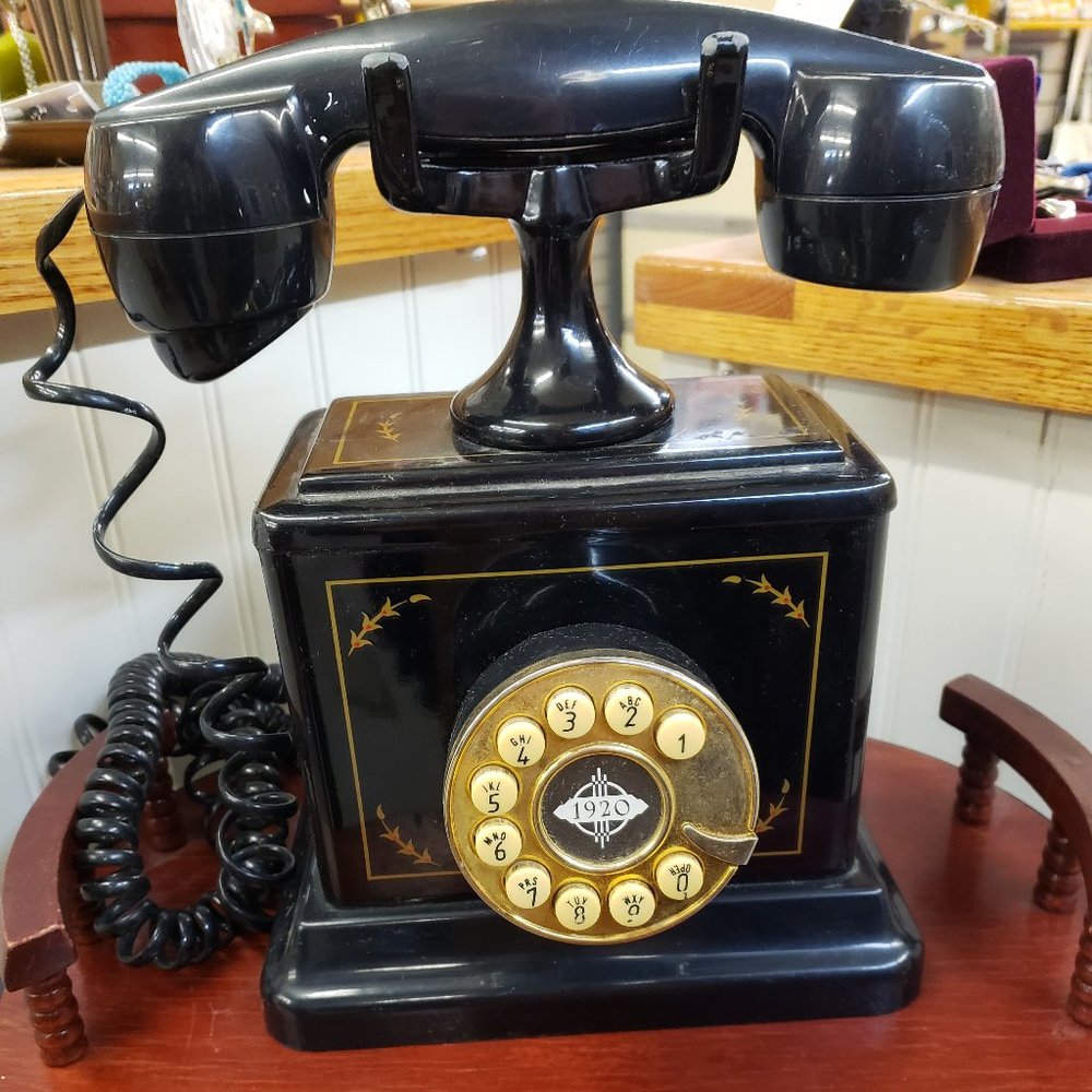 Black (cream also for sale separate) vintage style dial telephone